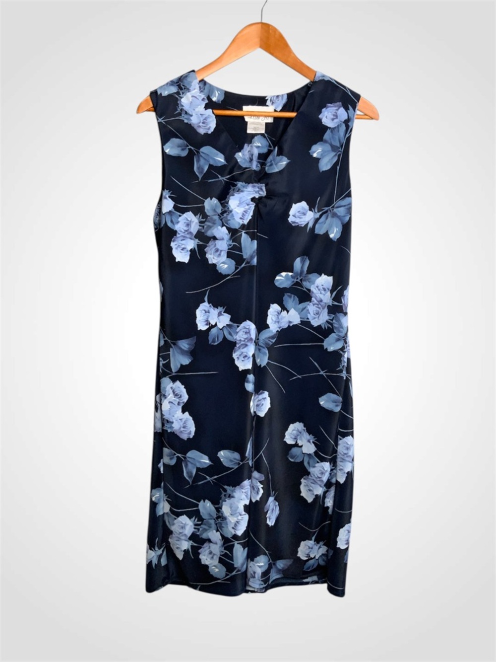 Lisa Jo Navy Floral Midi Sleeveless Dress with Blue Bloom Print - Large